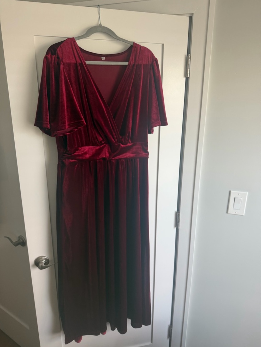 Elegant Women's Velvet Wrap Dress - Deep Burgundy